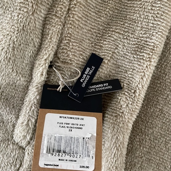 The North Face Plus Osito Flax (2X) or Gardenia White (3X) Front Zip Jacket - Picture 12 of 12